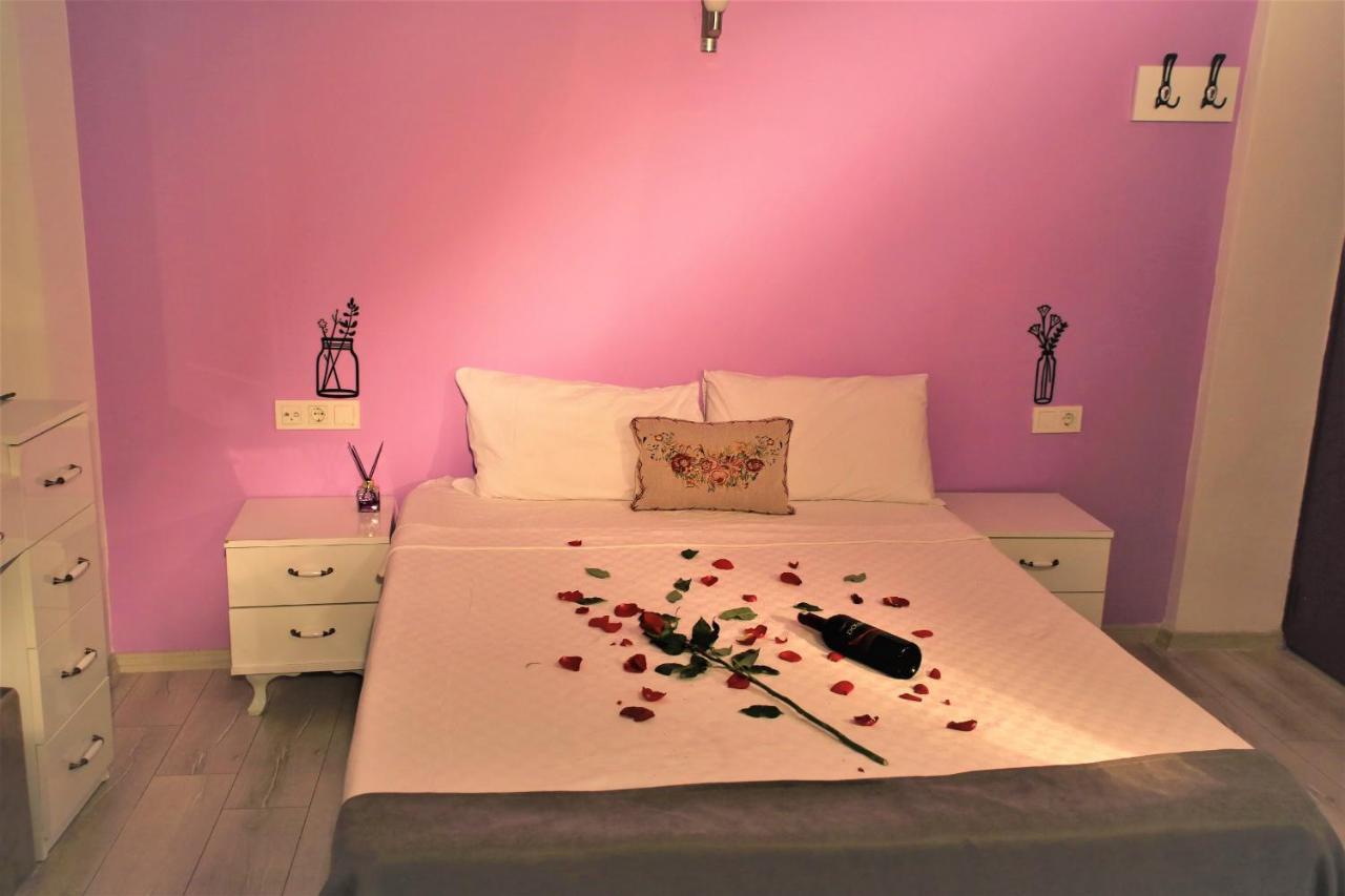 Lavender Otel Çeşme Esterno foto